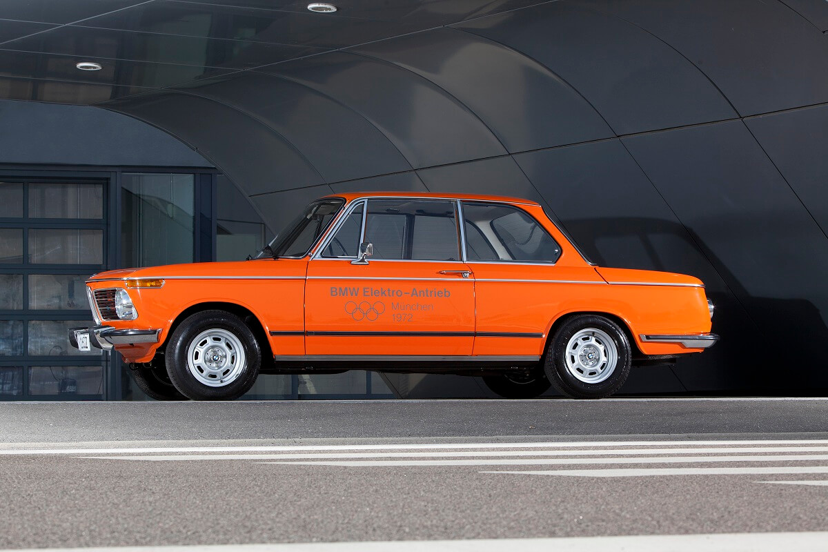 Электромобиль BMW 1602 Электромобиль BMW 1602