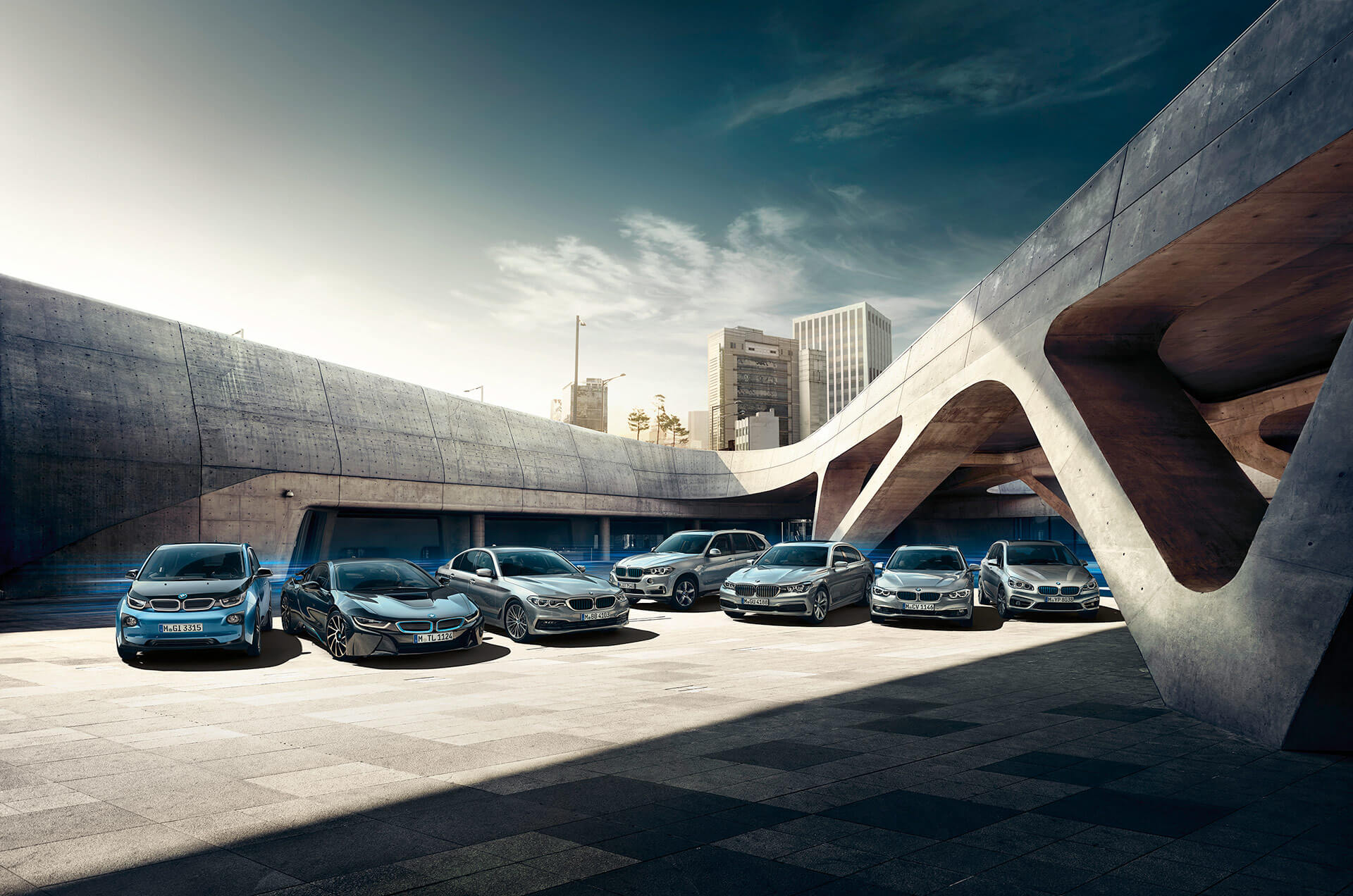 Линейка электрифицированных автомобилей BMW Линейка электрифицированных автомобилей BMW