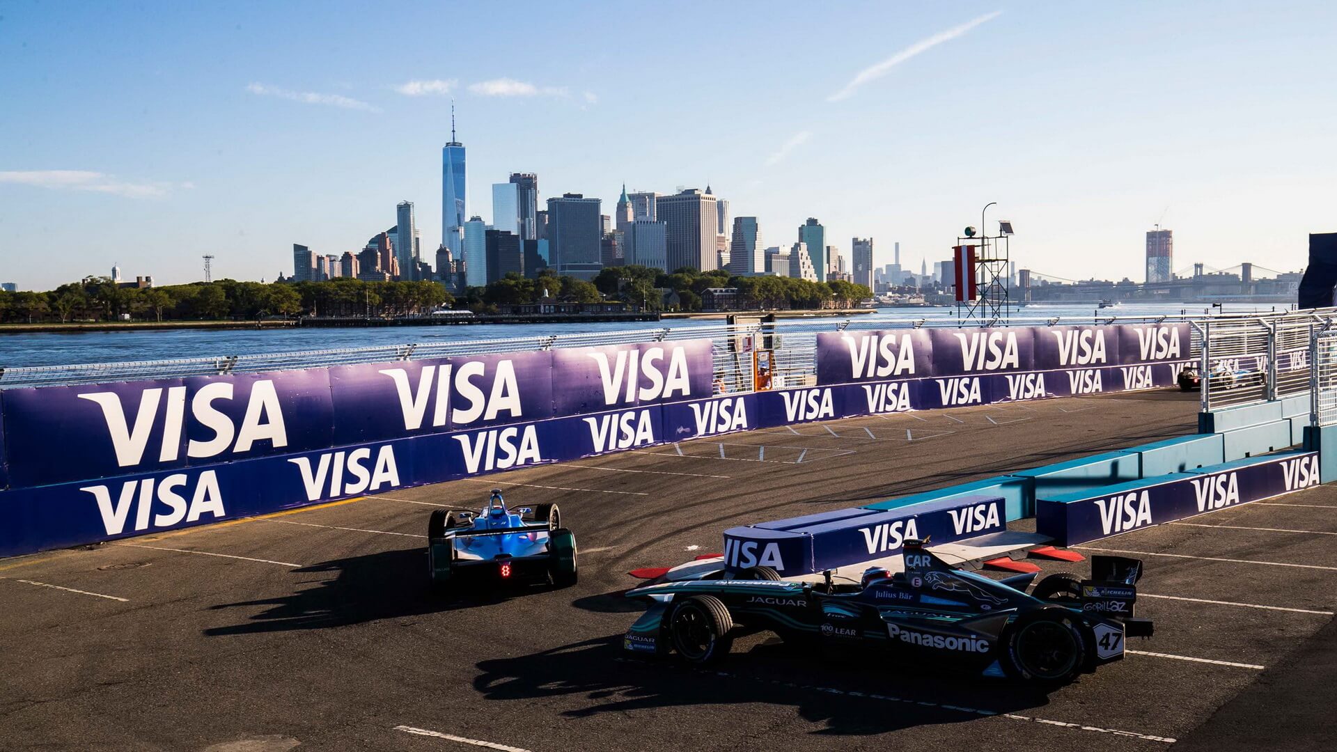 Гонка на электромобилях Formula E, Нью-Йорк — фото 5 Гонка на электромобилях Formula E, Нью-Йорк — фото 5