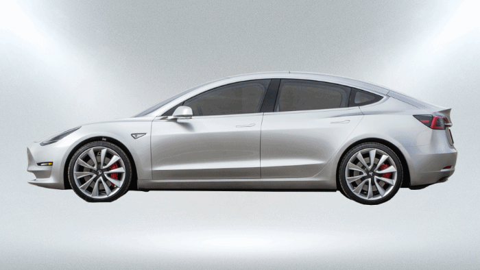 Сравнение прототипа и серийной модели Tesla Model 3 Сравнение прототипа и серийной модели Tesla Model 3