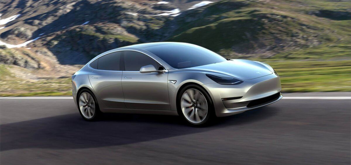 Электромобиль Tesla Model 3 Электромобиль Tesla Model 3
