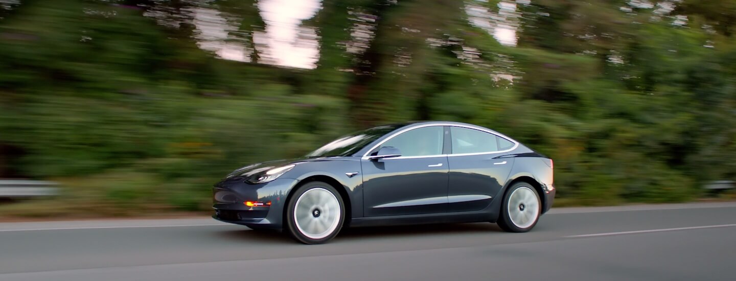 Электромобиль Tesla Model 3 Электромобиль Tesla Model 3