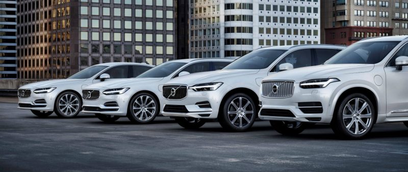 Плагин-гибридные версии Volvo T8 Twin Engine Плагин-гибридные версии Volvo T8 Twin Engine