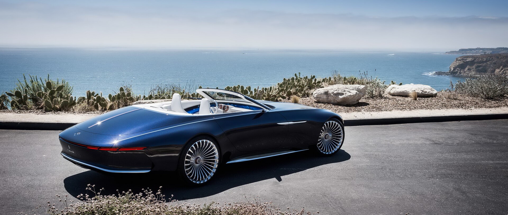 Откидной верх кабриолета Mercedes-Maybach 6 Откидной верх кабриолета Mercedes-Maybach 6