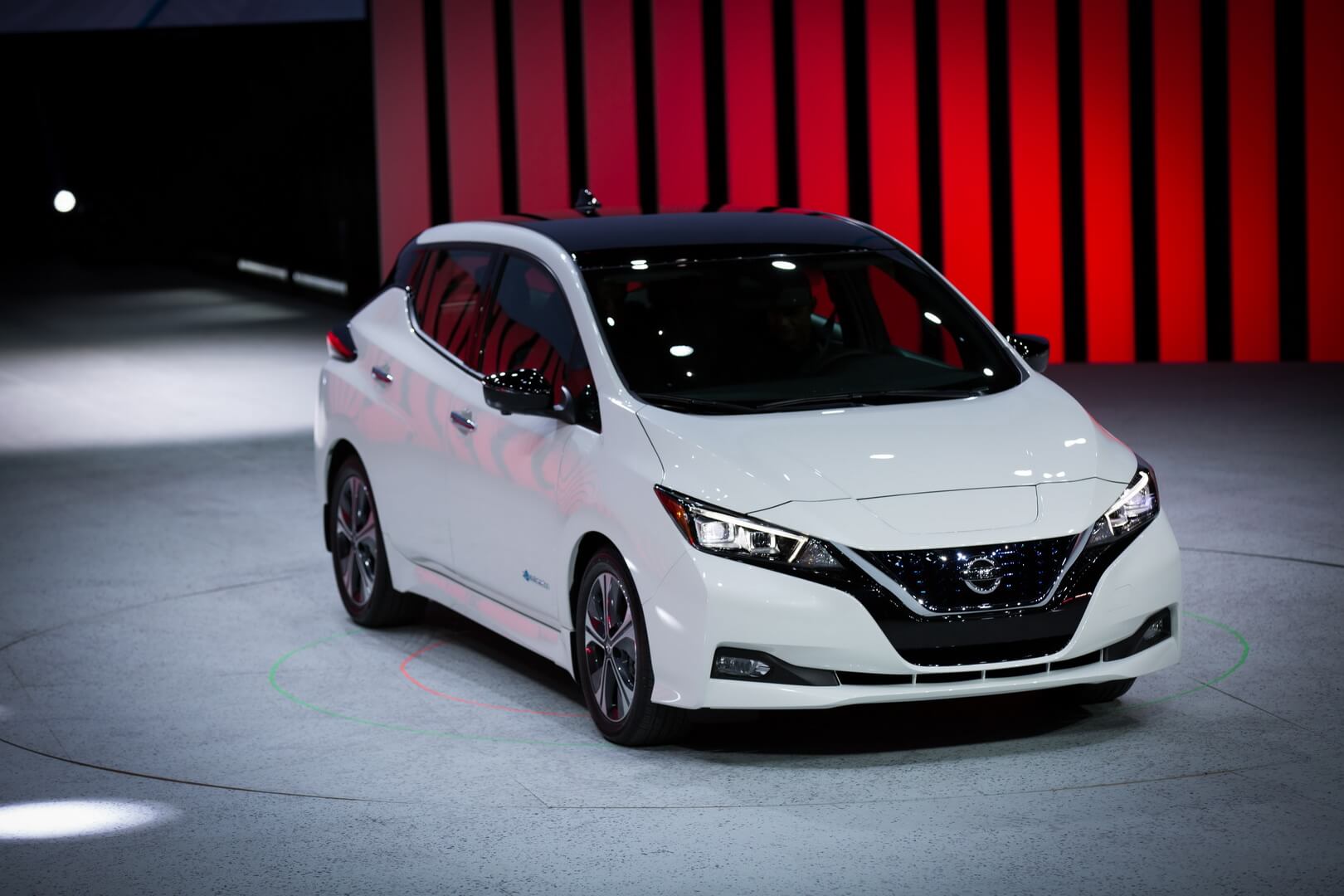 Электромобиль Nissan Leaf 2018 Электромобиль Nissan Leaf 2018