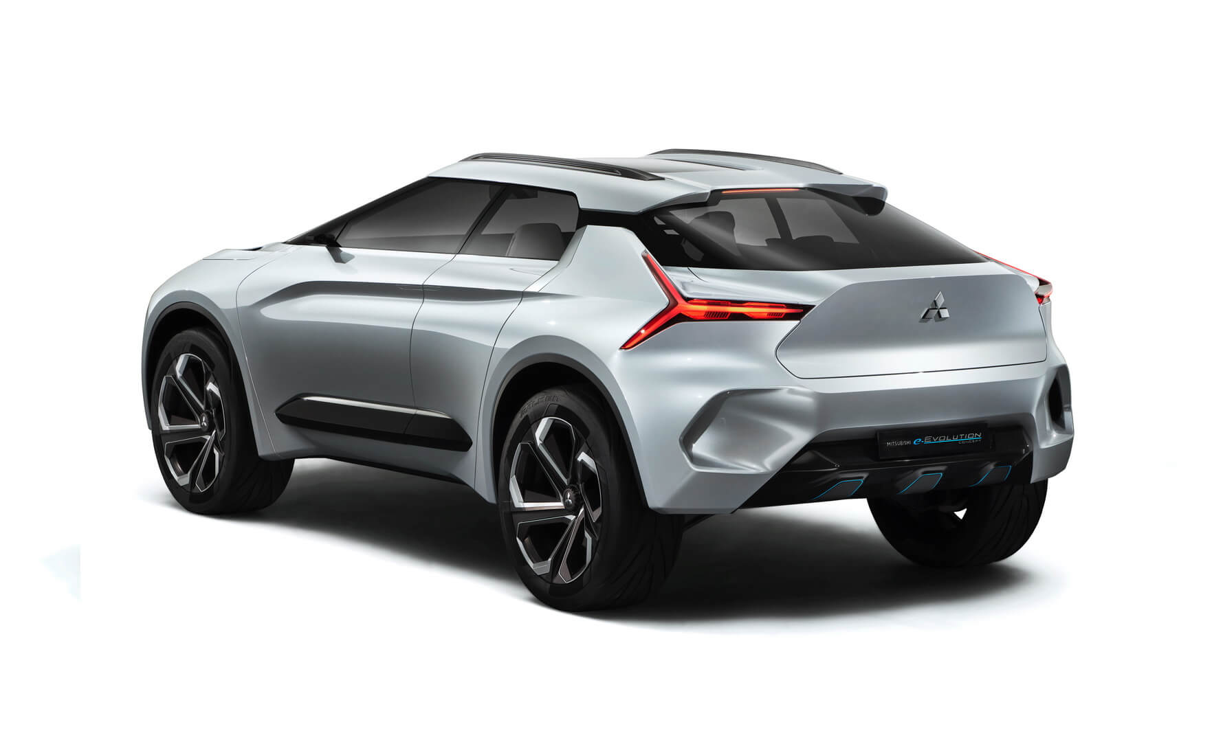 Электрический внедорожник Mitsubishi e-Evolution Электрический внедорожник Mitsubishi e-Evolution