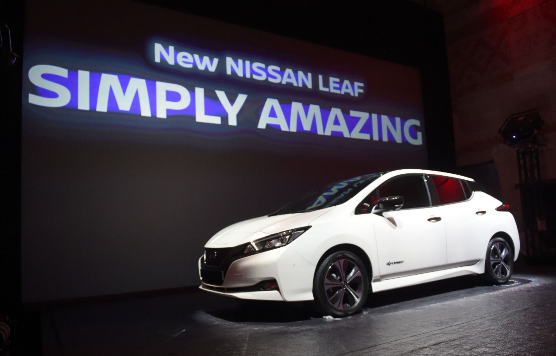 Nissan Leaf 2018 «2.ZERO» Nissan Leaf 2018 «2.ZERO»