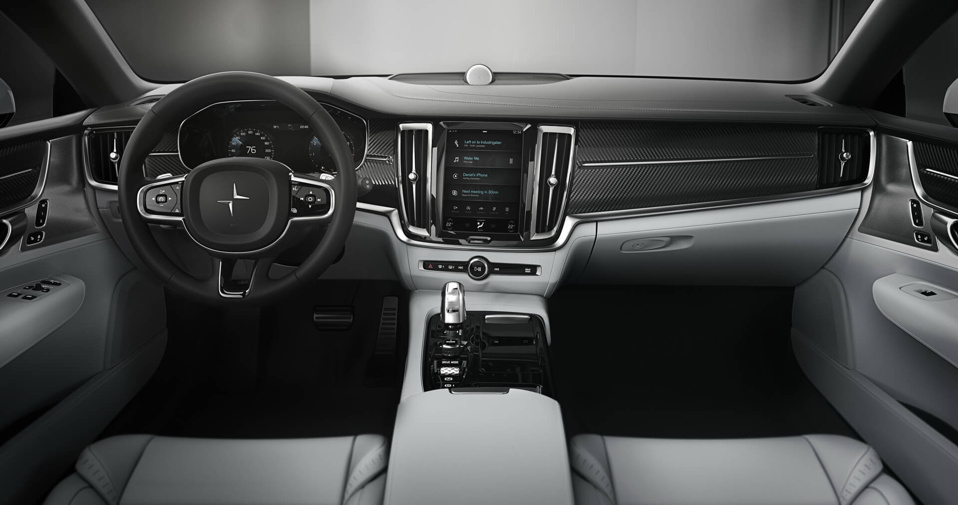 Салон гибрида Polestar 1 Салон гибрида Polestar 1