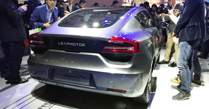 Электромобиль Leap Motor LP-S01 — вид сзади Электромобиль Leap Motor LP-S01 — вид сзади