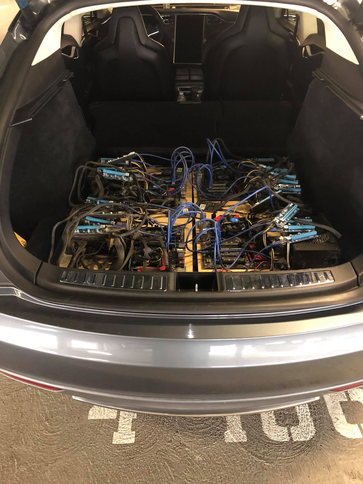 Графические процессоры в Tesla Model S Графические процессоры в Tesla Model S