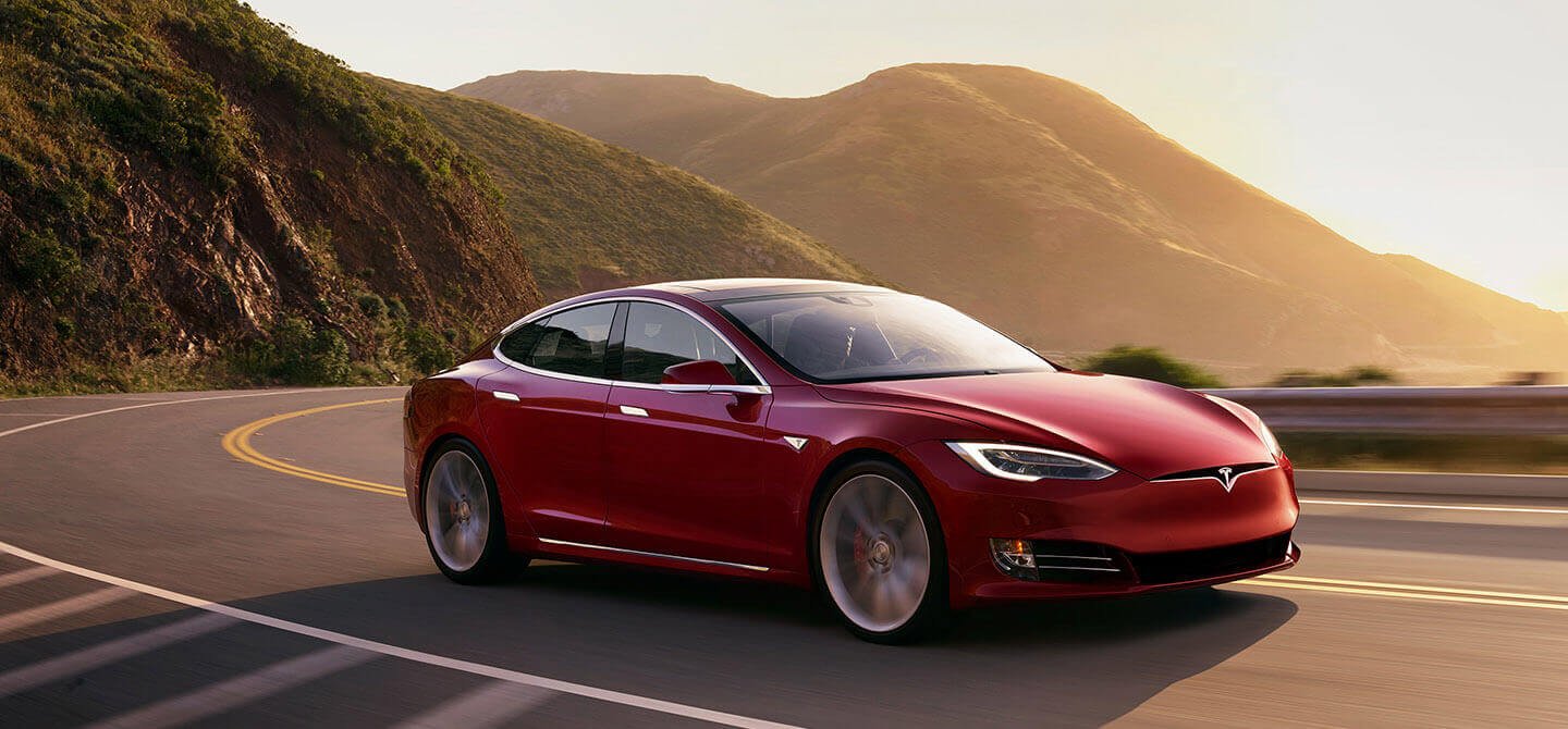 Электромобиль Tesla Model S Электромобиль Tesla Model S