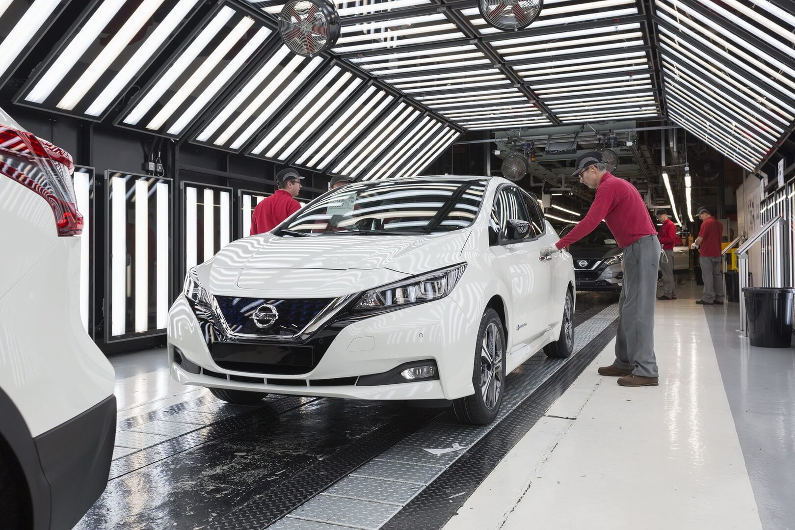 Осмотр электромобиля Nissan Leaf 2018 Осмотр электромобиля Nissan Leaf 2018