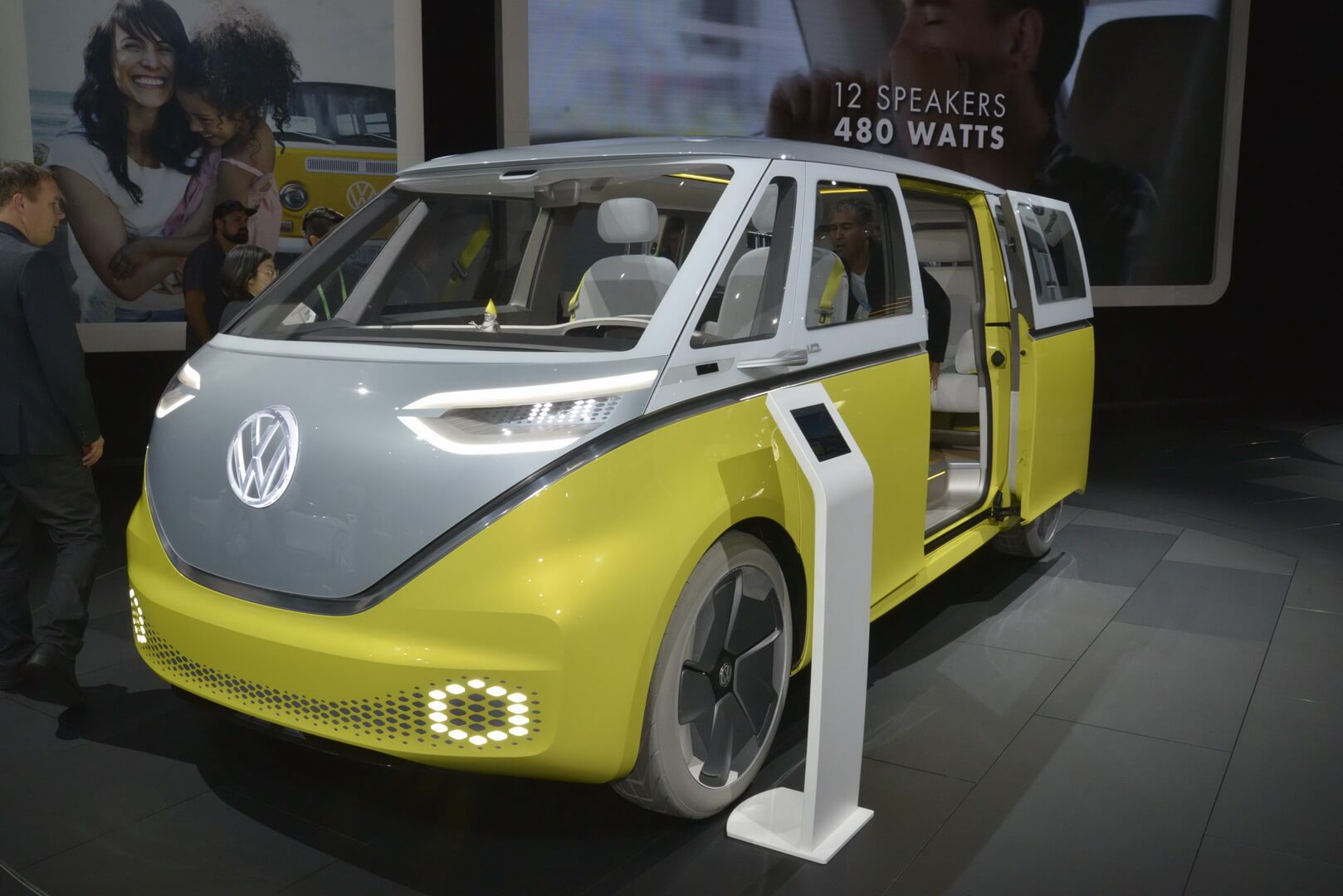 Электрический минивэн I.D. Buzz Электрический минивэн I.D. Buzz