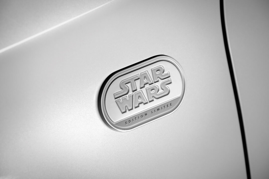 Эмблема Renault ZOE Star Wars Limited Edition Эмблема Renault ZOE Star Wars Limited Edition