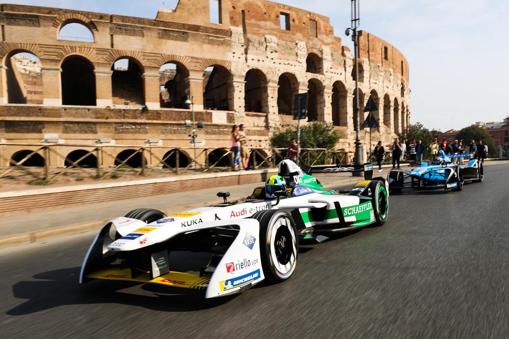 Один из этапов соревнований Formula E в Риме Один из этапов соревнований Formula E в Риме