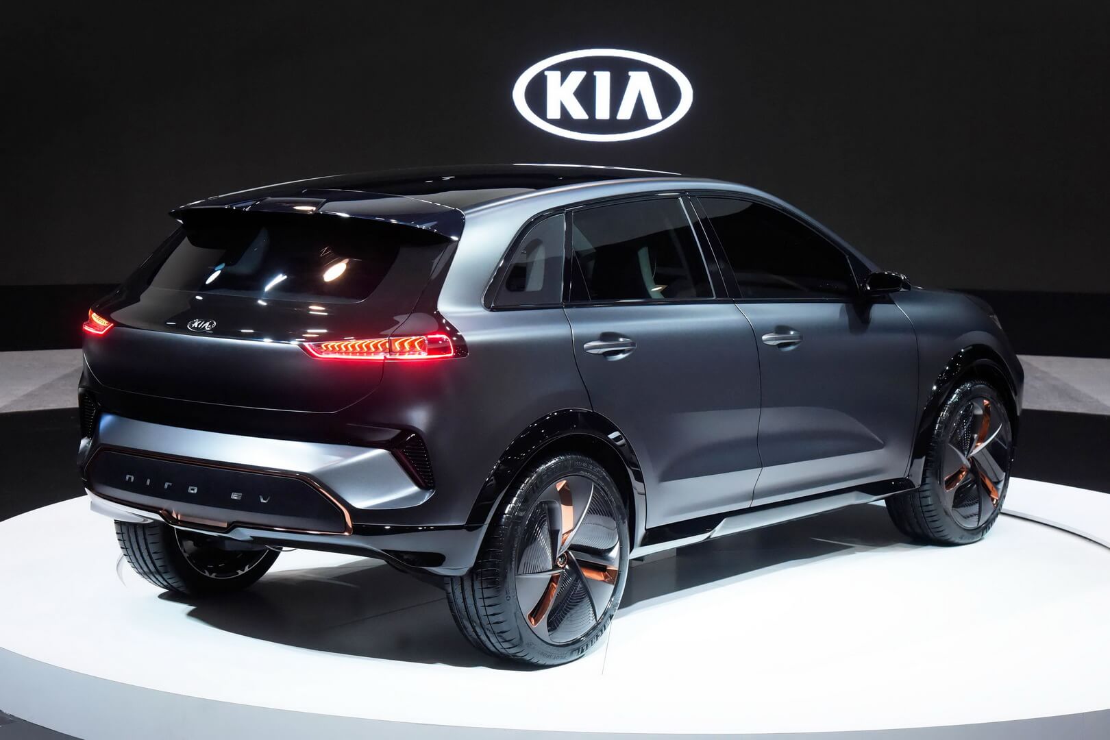 Концепт электрического кроссовера Kia Niro EV Концепт электрического кроссовера Kia Niro EV