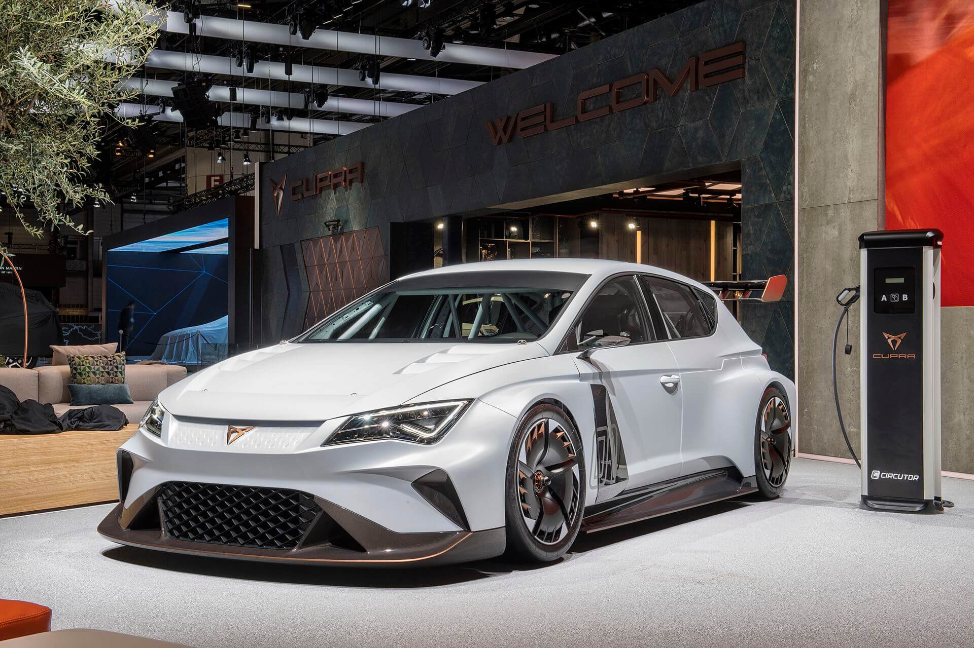 Электрический гоночный автомобиль Cupra e-Racer Электрический гоночный автомобиль Cupra e-Racer