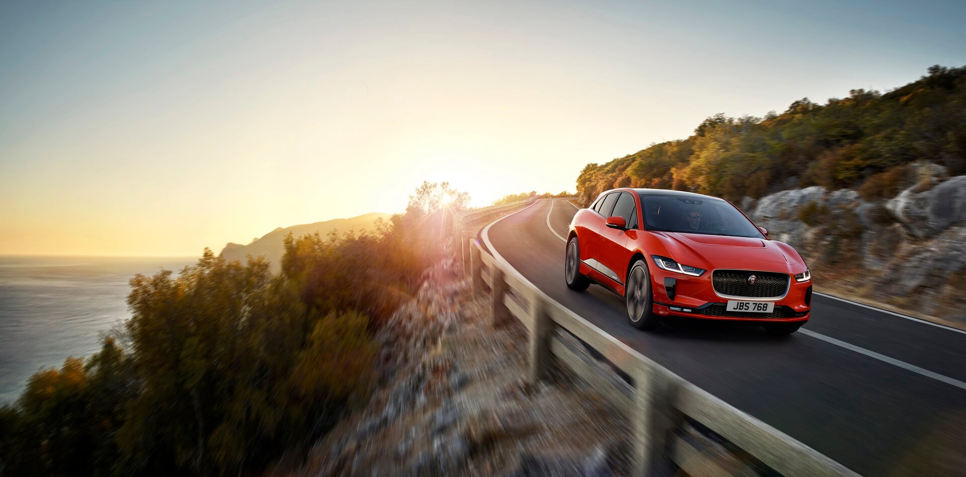 Фотография модели Jaguar I-Pace - фото 18 Фотография экоавто Jaguar I-Pace - фото 18