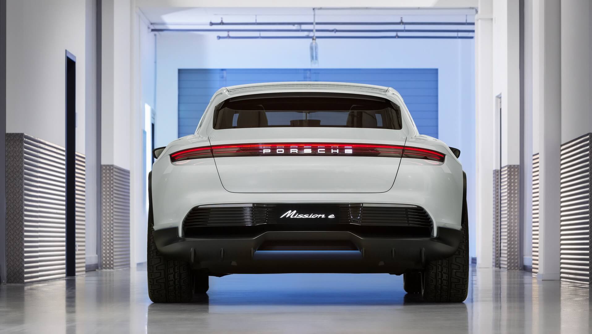 Электрокроссовер Porsche Mission E Cross Turismo Электрокроссовер Porsche Mission E Cross Turismo