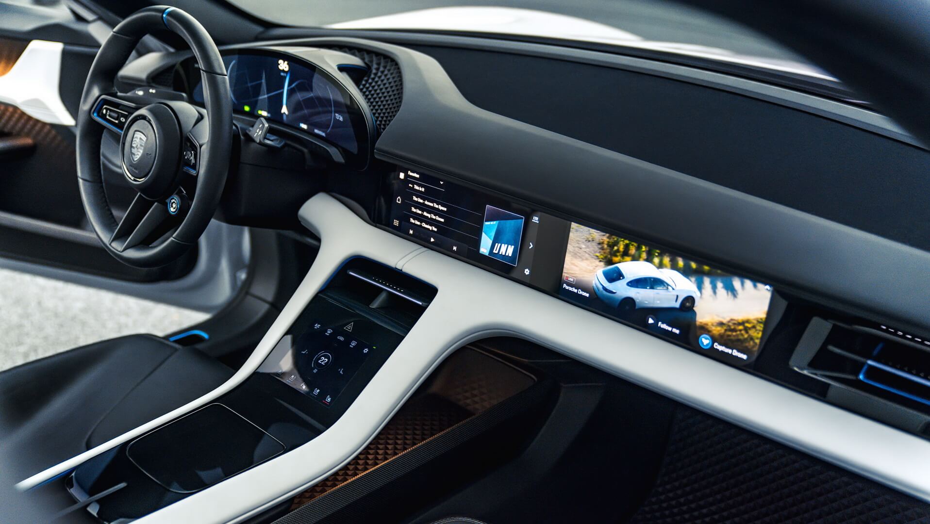 Приборная панель Porsche Mission E Cross Turismo Приборная панель Porsche Mission E Cross Turismo