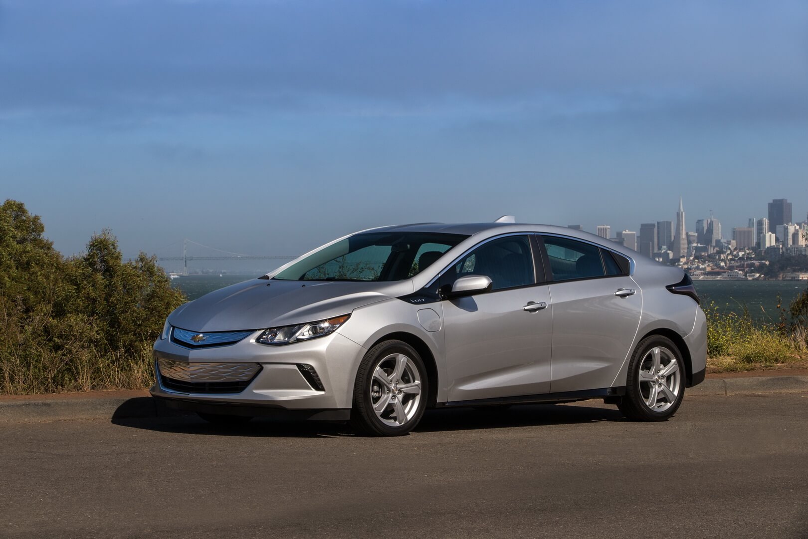 Плагин-гибрид Chevrolet Volt Плагин-гибрид Chevrolet Volt