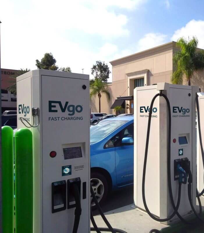 Станция быстрой зарядки EVgo Станция быстрой зарядки EVgo