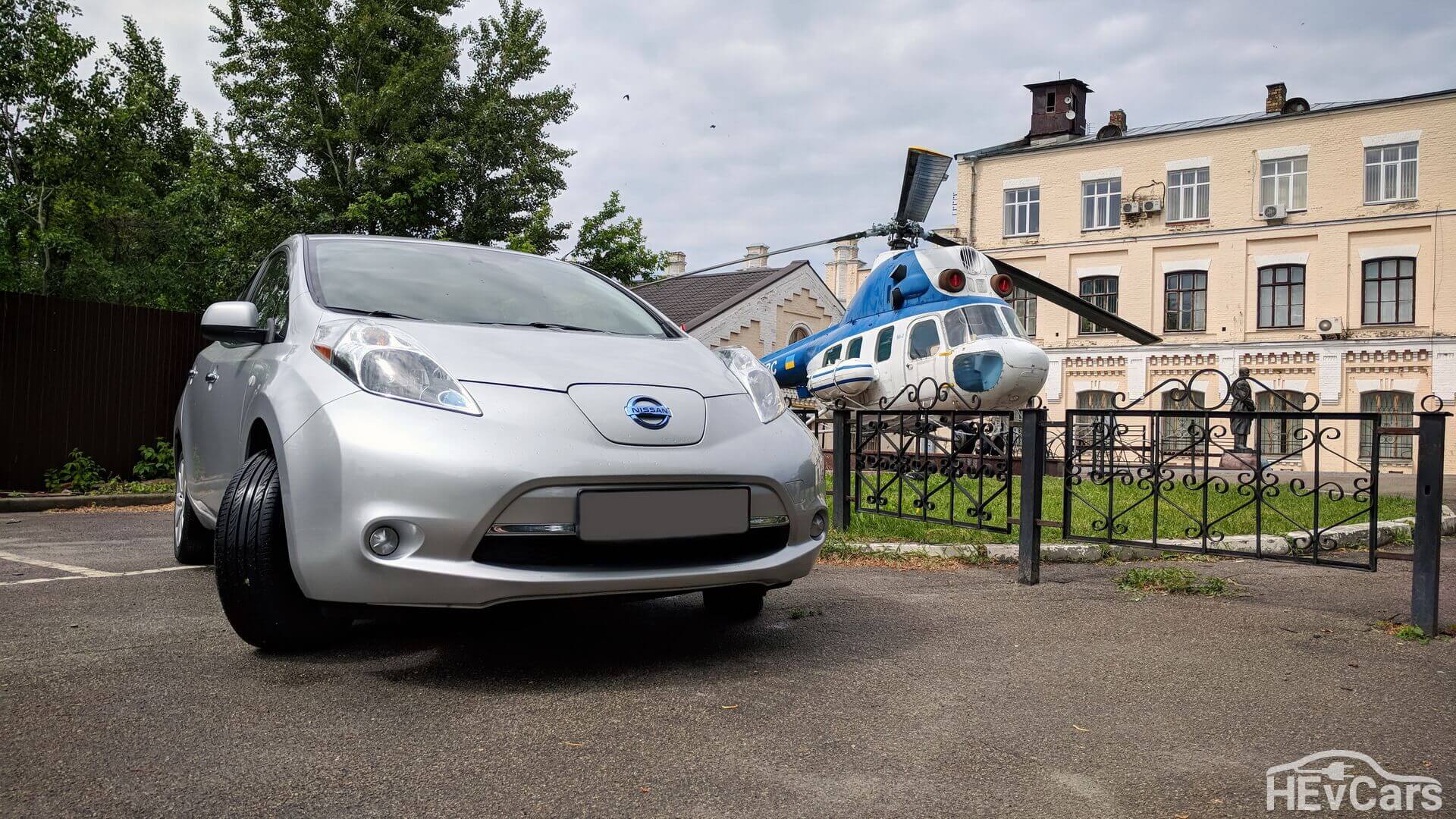 Nissan Leaf по-прежнему самый популярный электромобиль в Украине Nissan Leaf по-прежнему самый популярный электромобиль в Украине