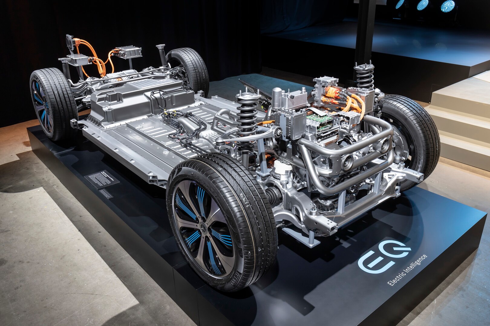 Силовая установка Mercedes-Benz EQC Силовая установка Mercedes-Benz EQC