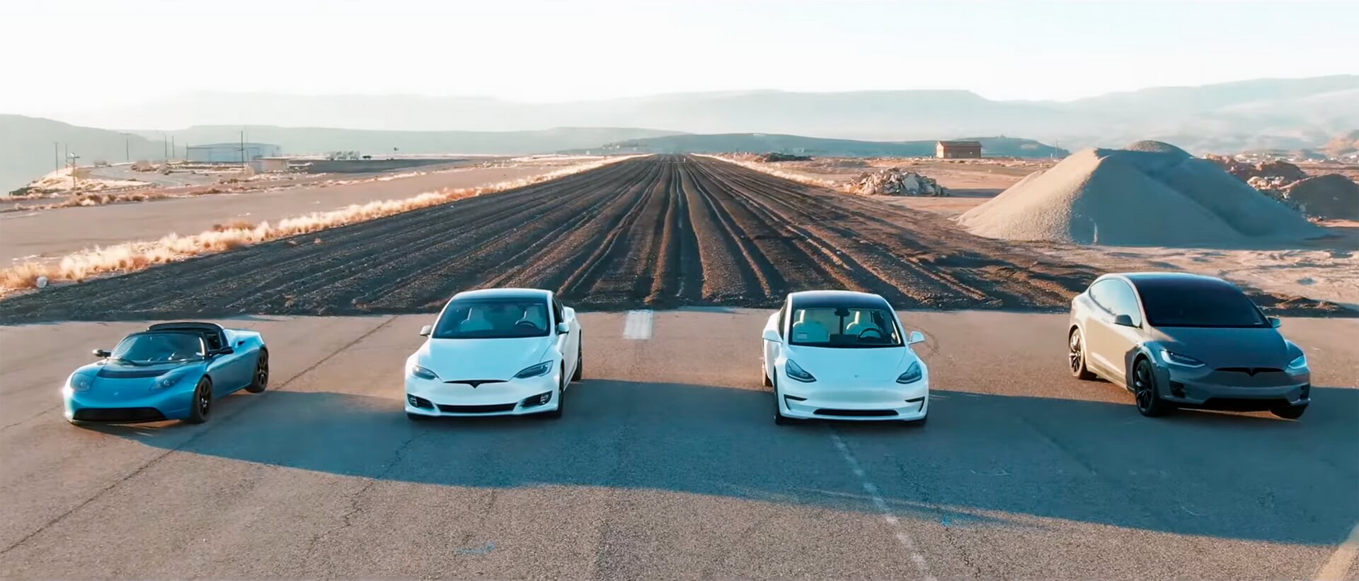 Tesla Roadster, Model S P100D, Model 3 Performance и Model X P100D Tesla Roadster, Model S P100D, Model 3 Performance и Model X P100D