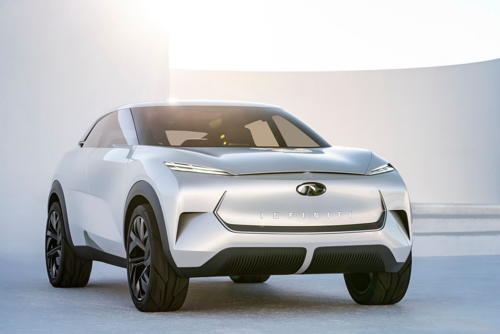 Infiniti показала первый электрический кроссовер QX Inspiration Infiniti показала первый электрический кроссовер QX Inspiration