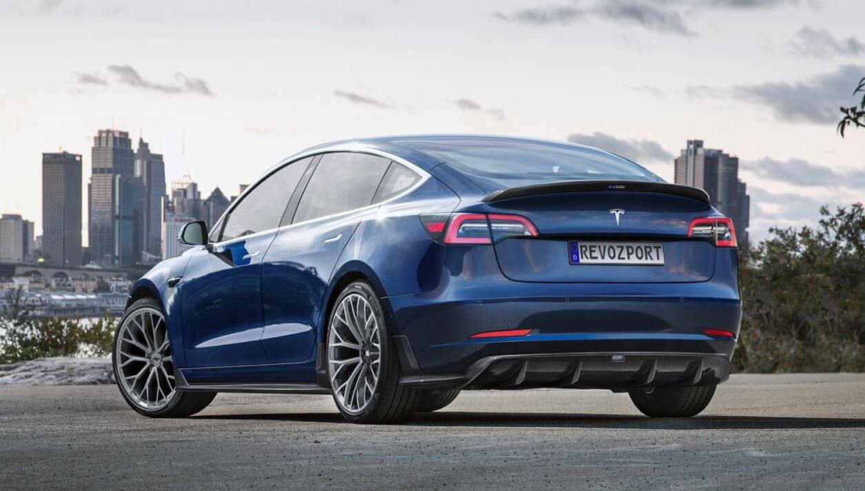 Комплект тюнинг-элементов R-Zentric Strasse для Tesla Model 3 Комплект тюнинг-элементов R-Zentric Strasse для Tesla Model 3