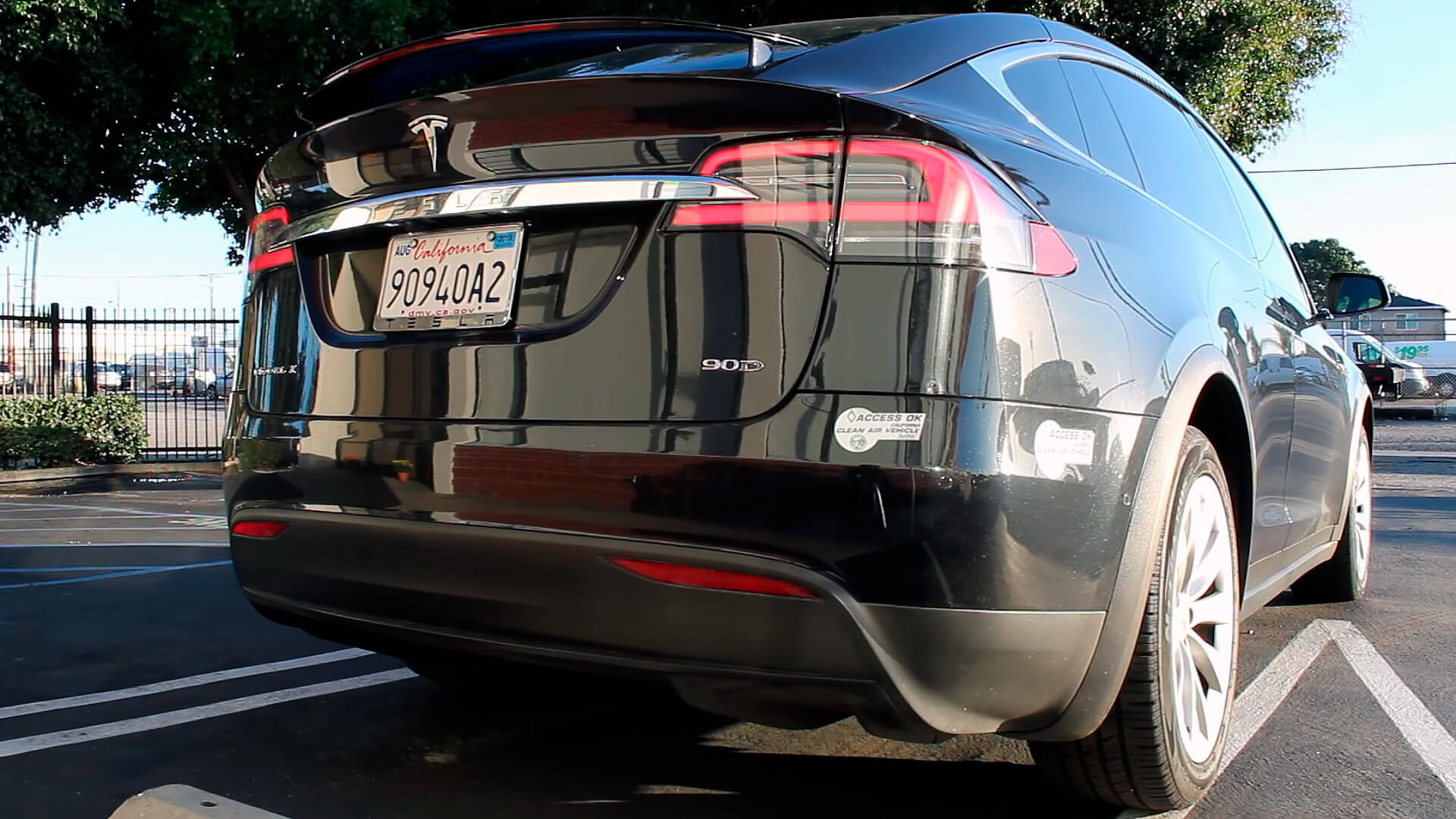 Tesla Model X 90D Tesla Model X 90D