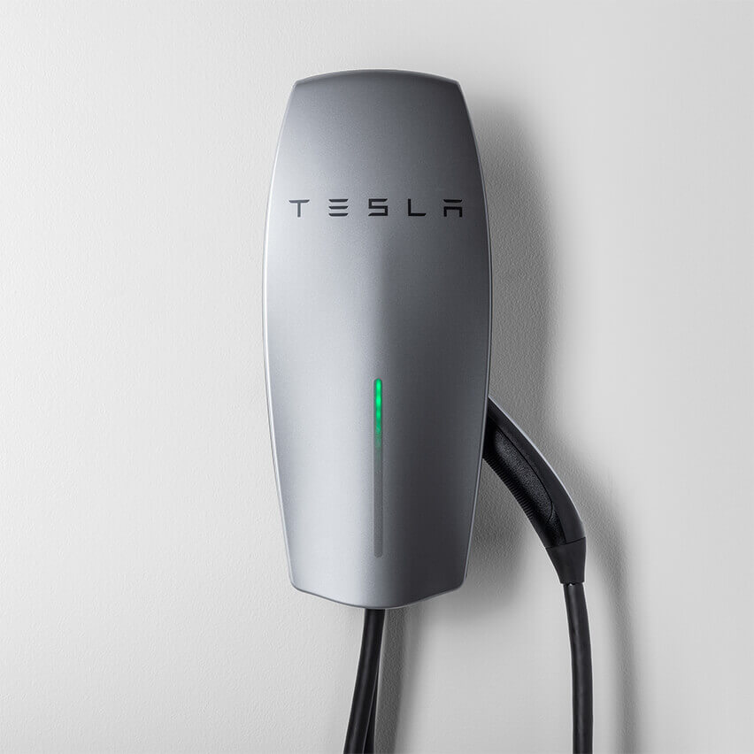 Tesla выпустила новую настенную зарядку с разъемом NEMA 14-50 Tesla выпустила новую настенную зарядку с разъемом NEMA 14-50