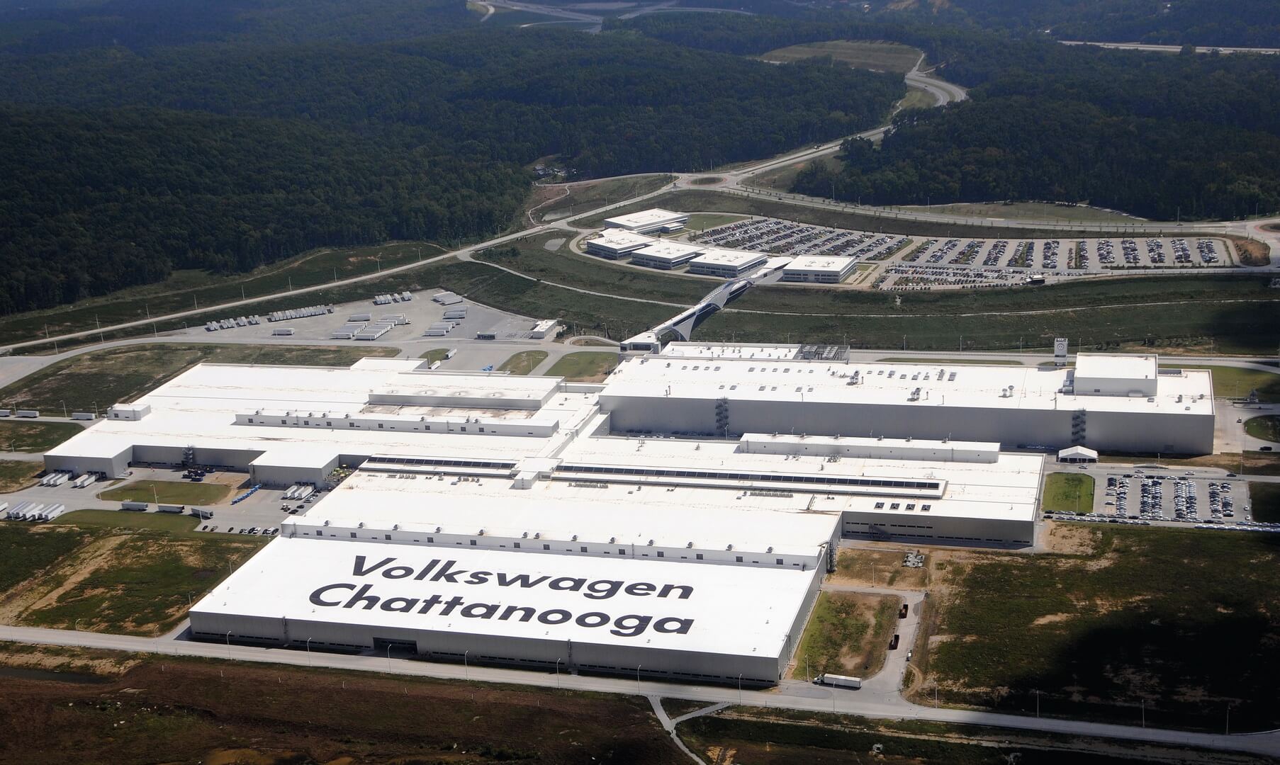Завод Volkswagen в Чаттануге, штат Теннесси, США Завод Volkswagen в Чаттануге, штат Теннесси, США