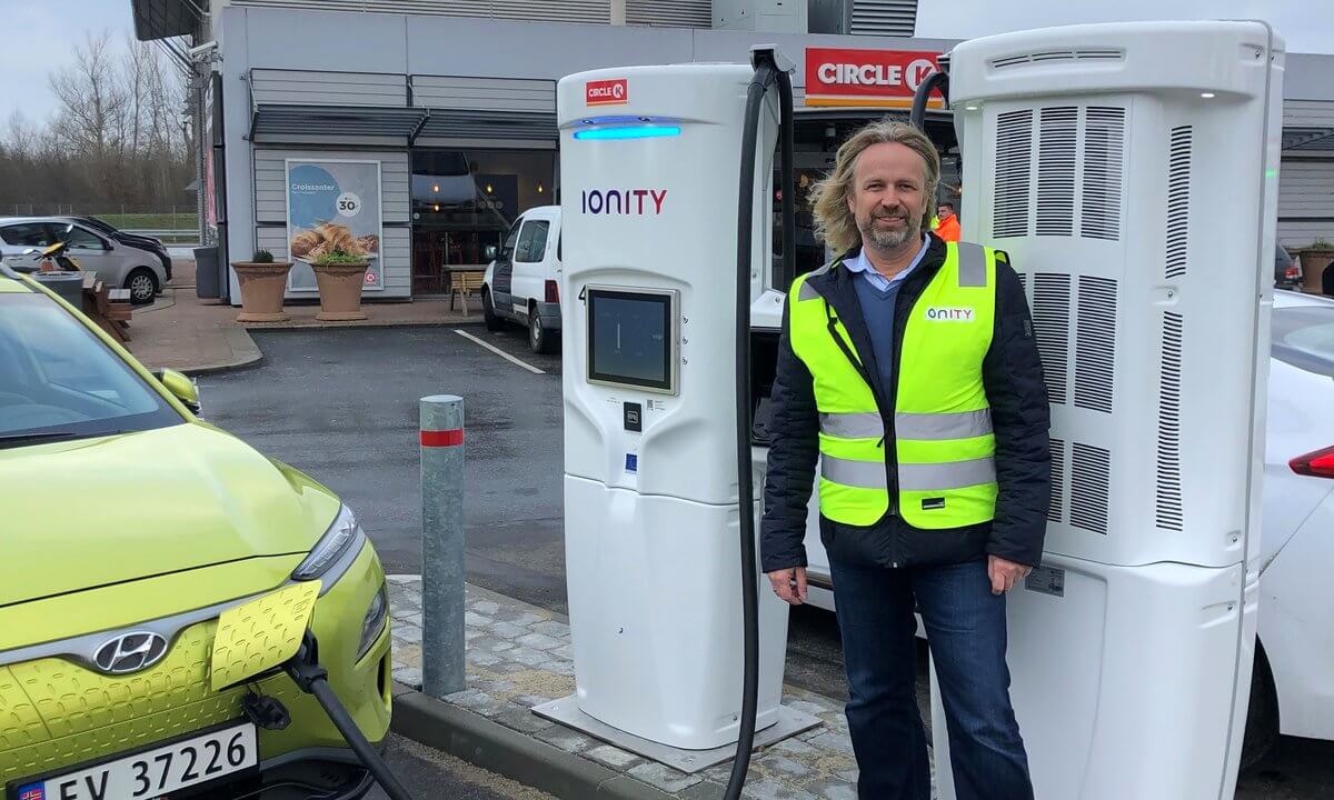 IONITY открывает первую 350 кВт зарядную станцию в Дании IONITY открывает первую 350 кВт зарядную станцию в Дании