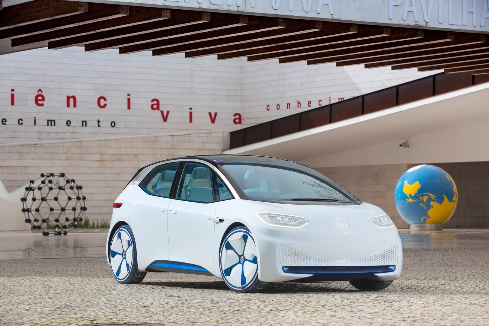 Серийным названием электромобиля Volkswagen I.D. будет ID.3 Серийным названием электромобиля Volkswagen I.D. будет ID.3