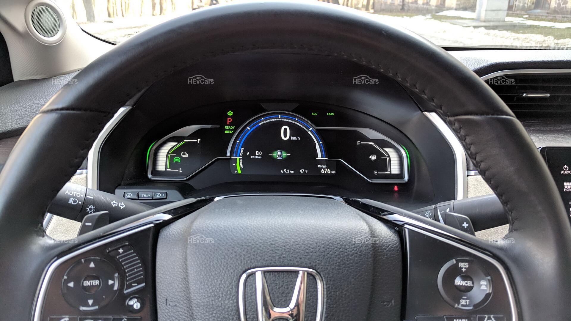 Руль и приборная панель Honda Clarity PHEV Руль и приборная панель Honda Clarity PHEV