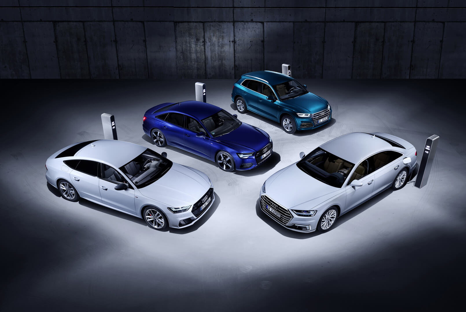 Новые плагин-гибридные модели Audi Q5, A6, A7 и A8 Новые плагин-гибридные модели Audi Q5, A6, A7 и A8