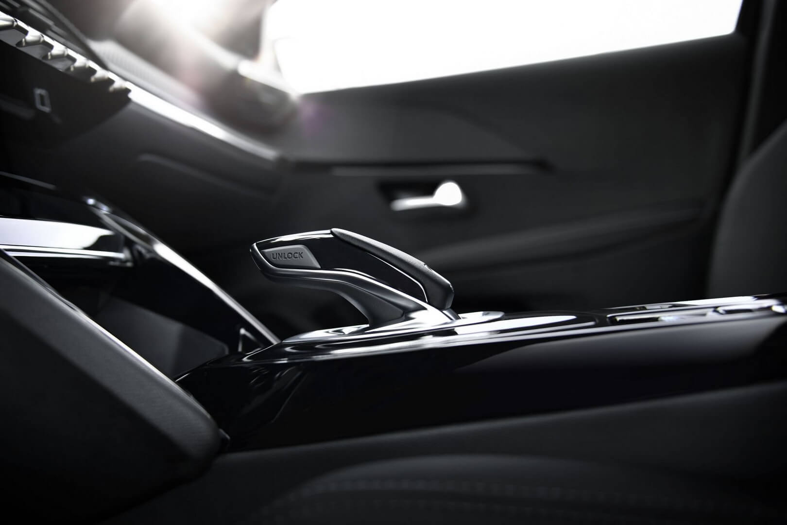 Рычаг переключения режимов езды Peugeot e-208 Рычаг переключения режимов езды Peugeot e-208
