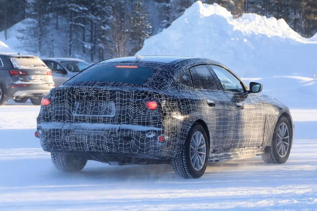 Шпионские снимки электромобиля BMW i4 Шпионские снимки электромобиля BMW i4