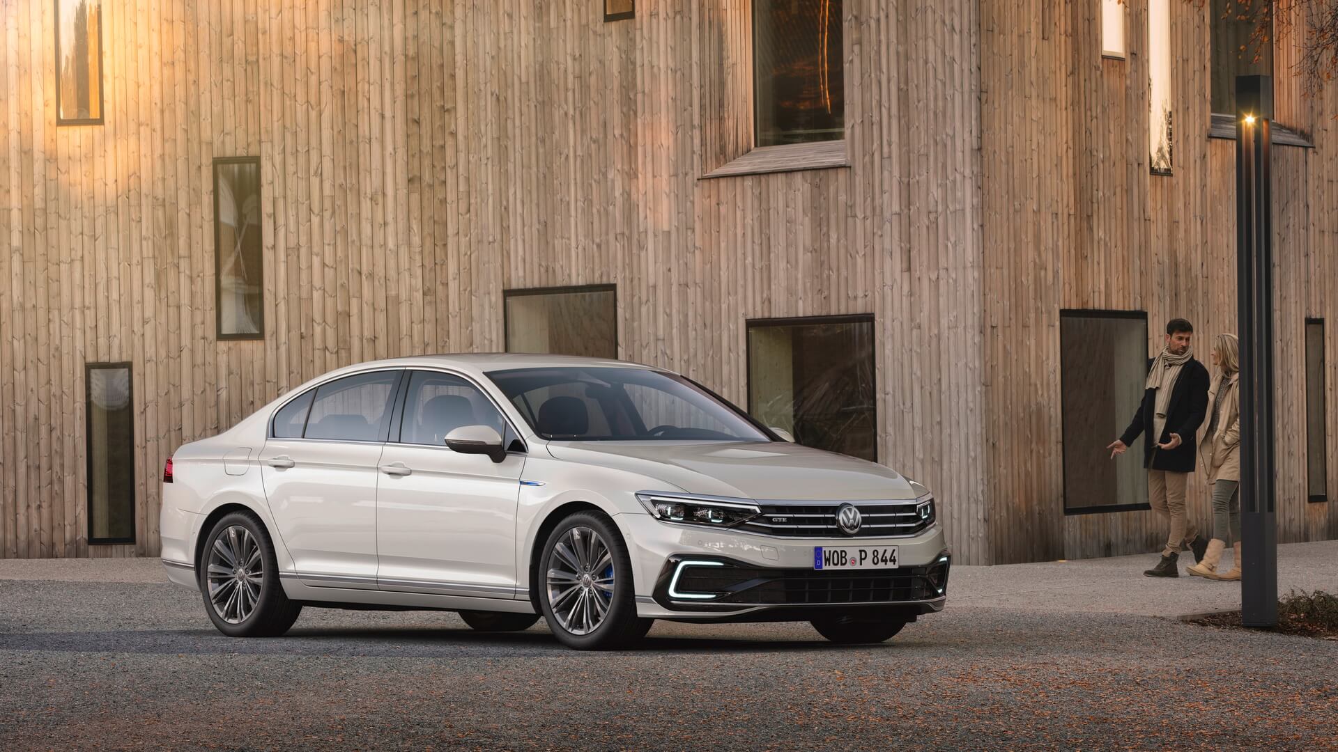 Плагин-гибрид Volkswagen Passat GTE 2019 Плагин-гибрид Volkswagen Passat GTE 2019