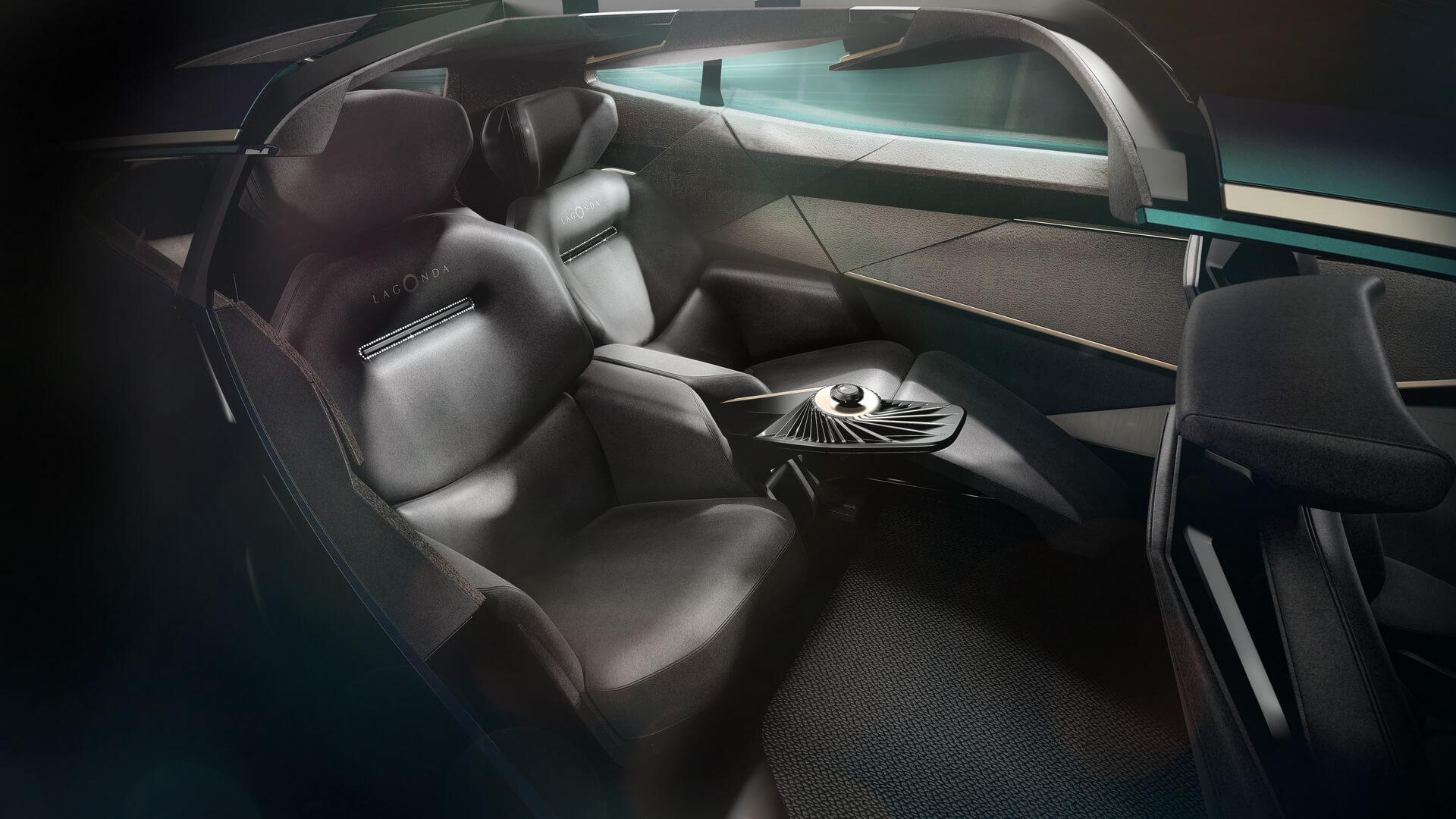 Салон электроконцепта Lagonda All-Terrain Салон электроконцепта Lagonda All-Terrain