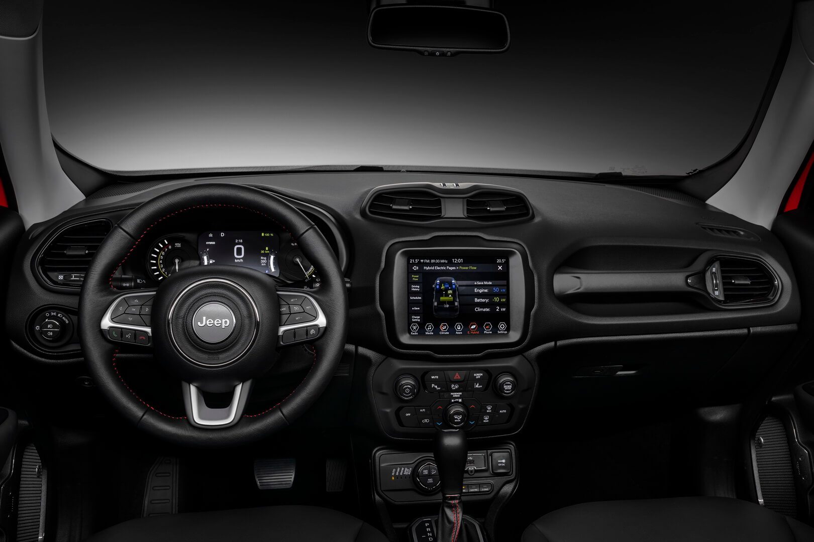 Интерьер плагин-гибрида Jeep Renegade Интерьер плагин-гибрида Jeep Renegade