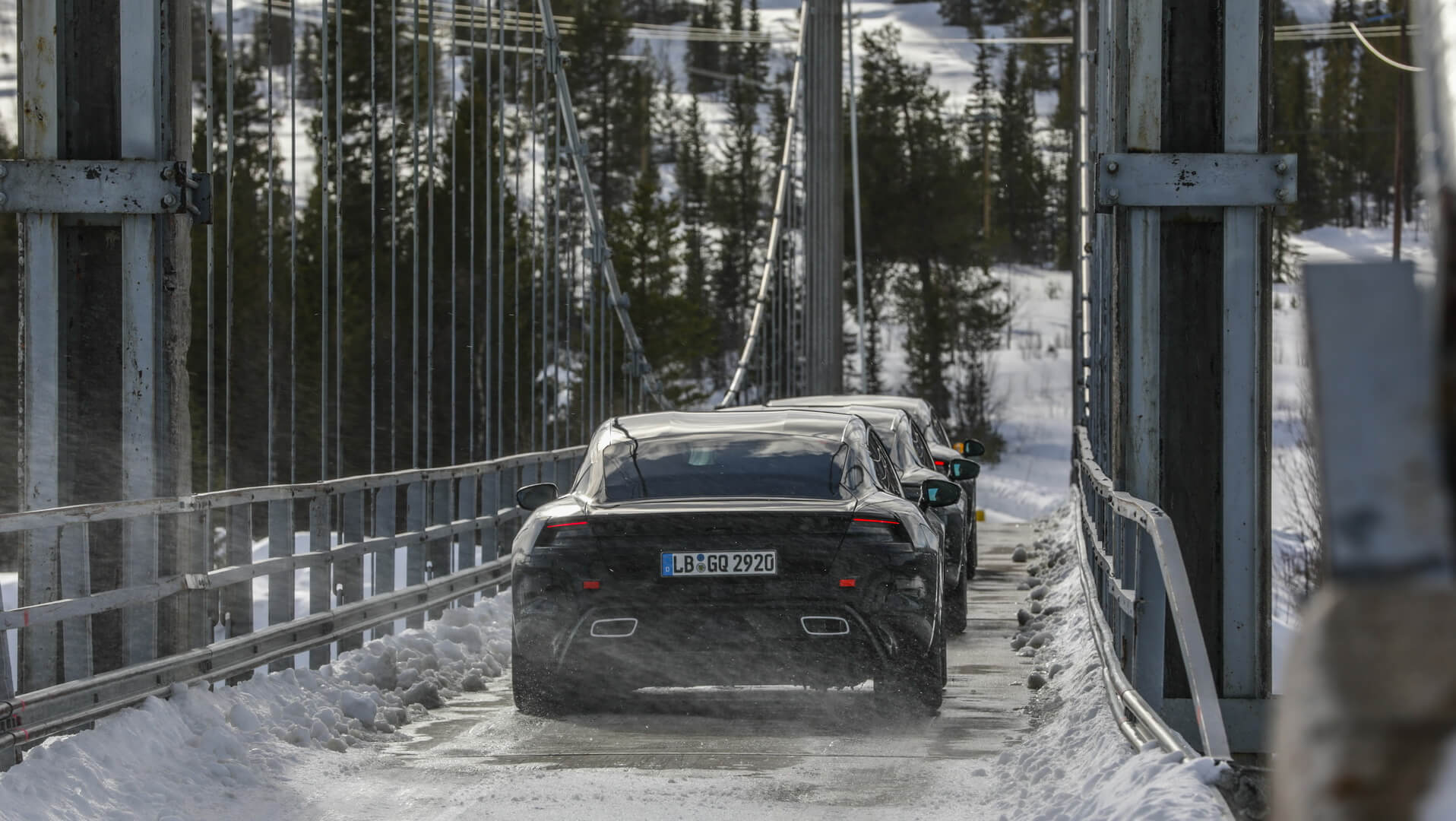 Porsche тестирует Taycan в Швеции Porsche тестирует Taycan в Швеции