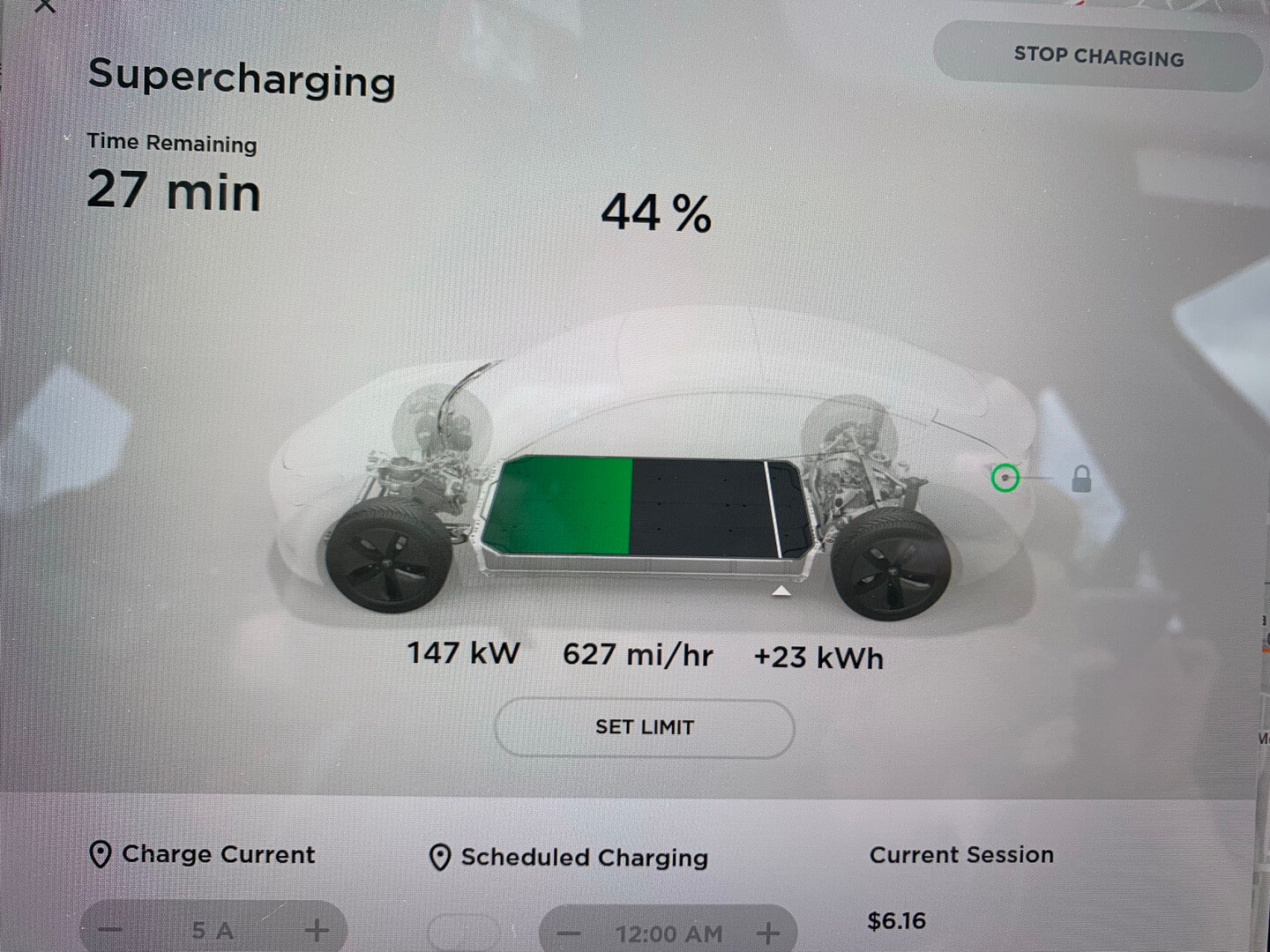 Один из владельцев Model 3 Long Range на станции Supercharger V2 смог получить пиковую мощность зарядки 147 кВт Один из владельцев Model 3 Long Range на станции Supercharger V2 смог получить пиковую мощность зарядки 147 кВт