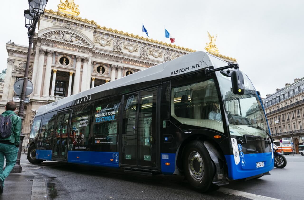 У электроавтобуса Alstom Aptis аккумуляторы и системы электропитания будут размещены на крыше как у трамваев У электроавтобуса Alstom Aptis аккумуляторы и системы электропитания будут размещены на крыше как у трамваев