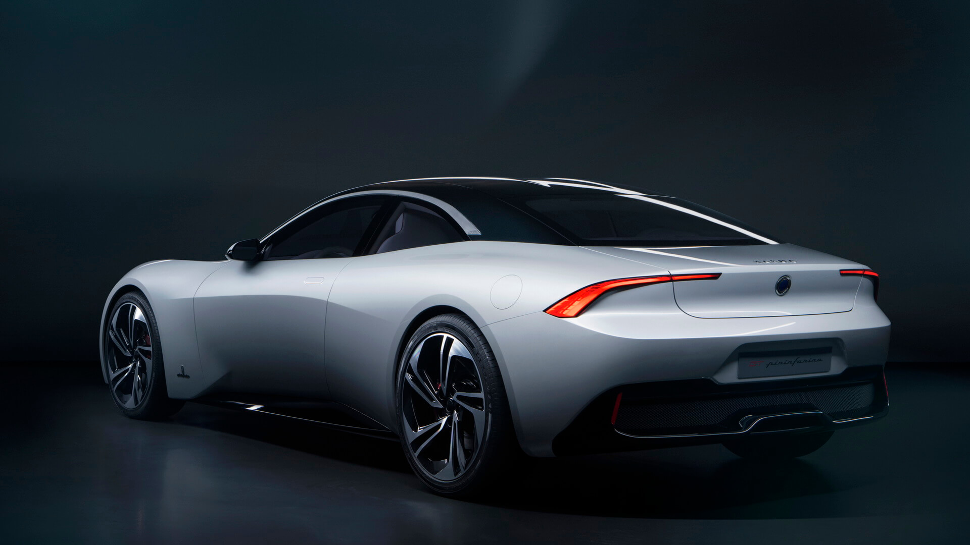 Karma и Pininfarina представили гибридный Karma Pininfarina GT в Шанхае Karma и Pininfarina представили гибридный Karma Pininfarina GT в Шанхае