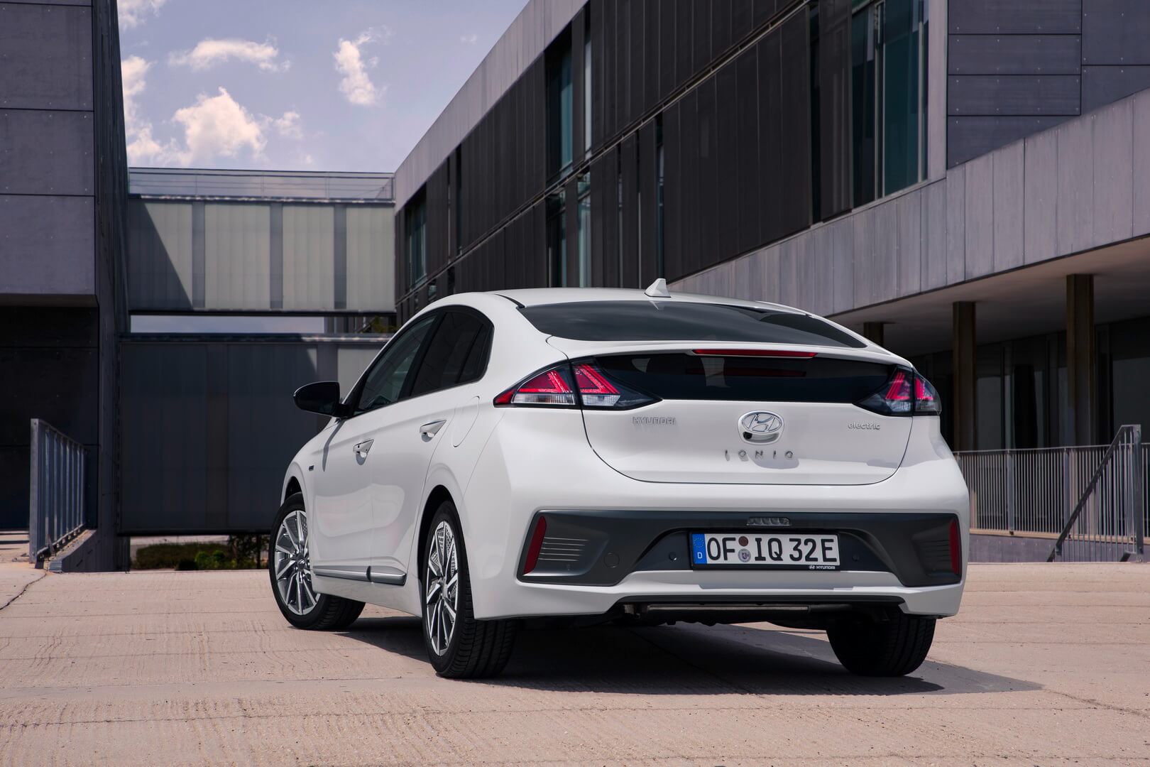 Hyundai IONIQ Electric 2019 Hyundai IONIQ Electric 2019