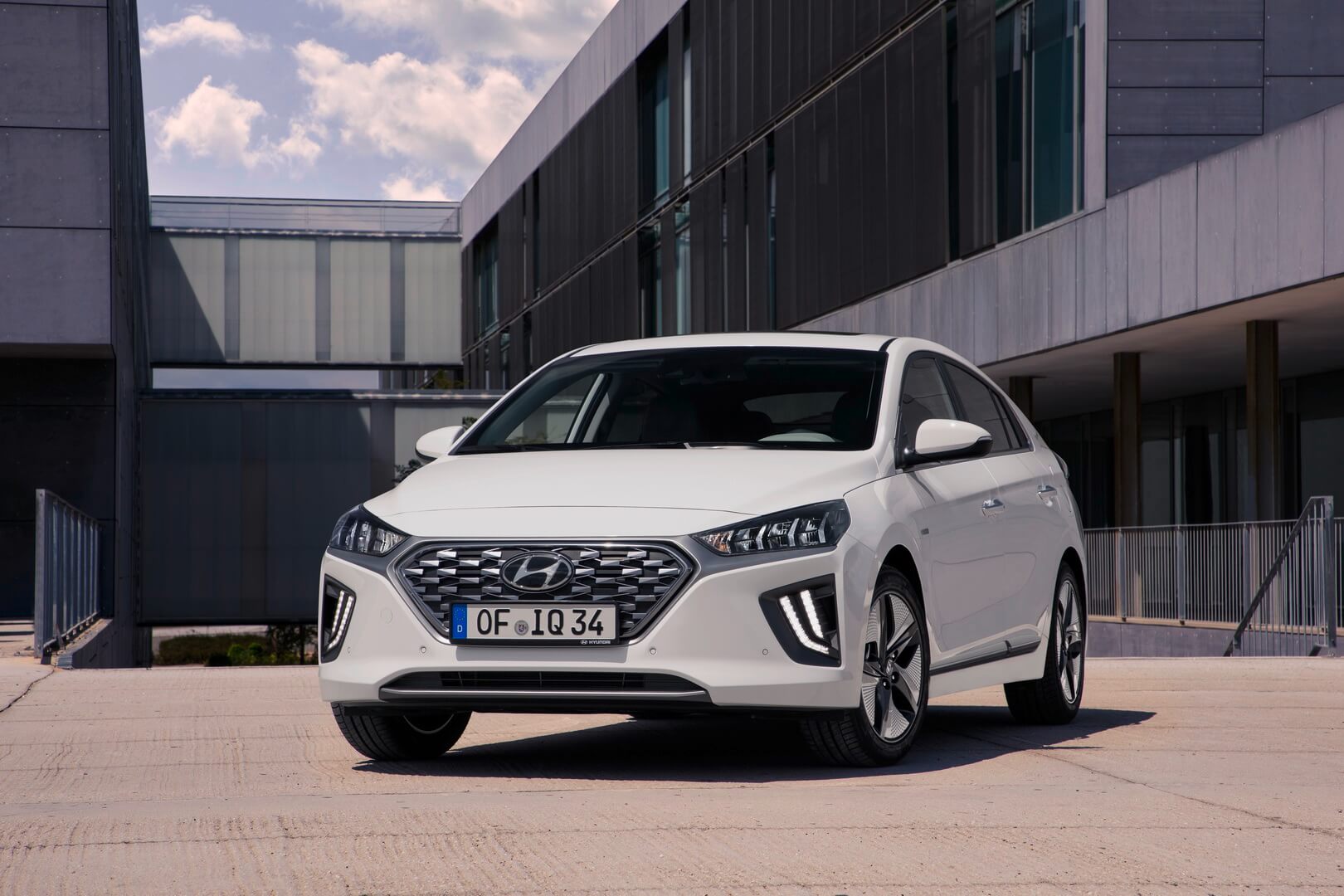 Hyundai IONIQ Hybrid 2019