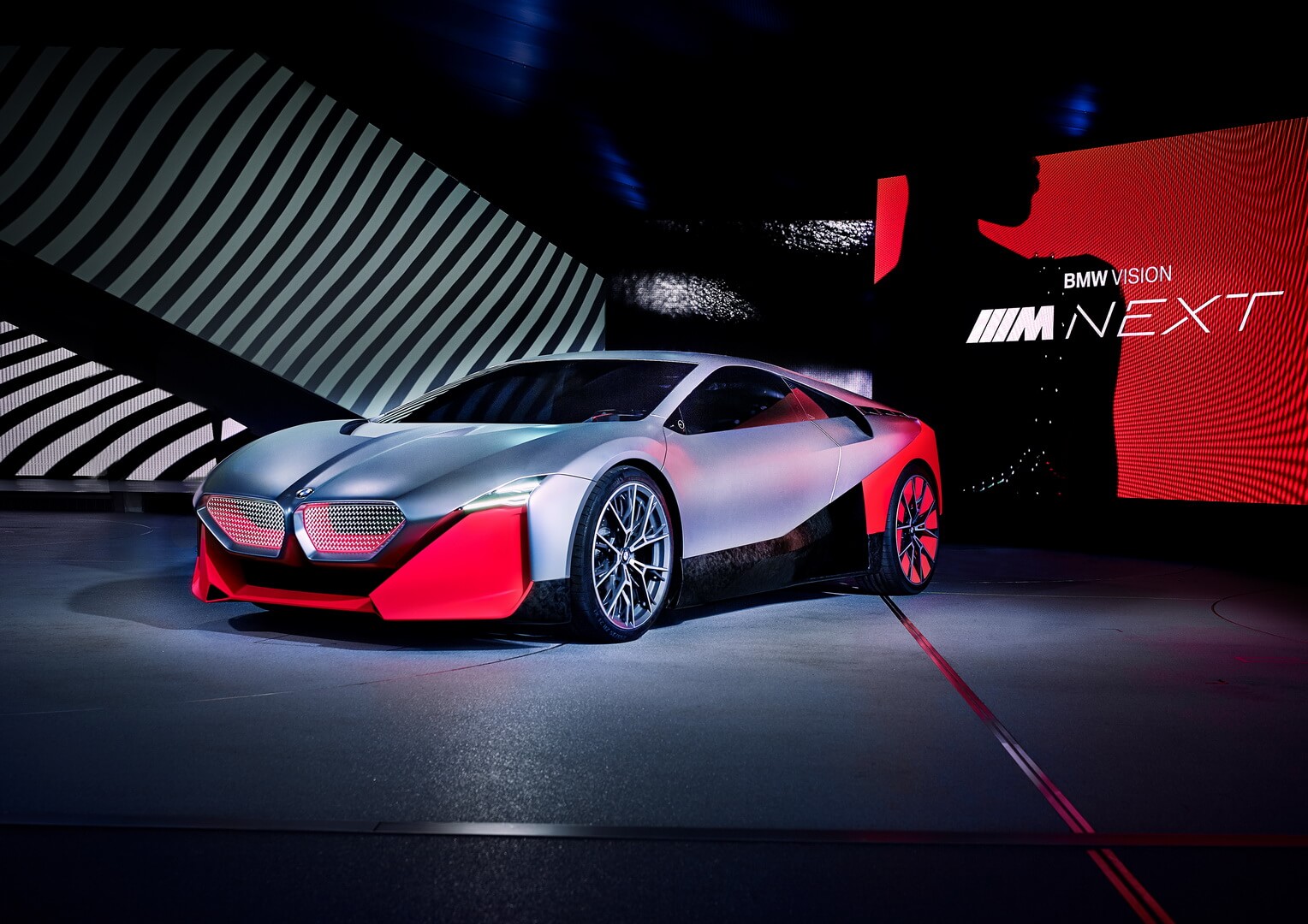 BMW Vision M NEXT: плагин-гибрид с запасом хода 100 км BMW Vision M NEXT: плагин-гибрид с запасом хода 100 км